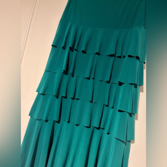 Elegant Teal Ruffle Skirt - Picture 2 of 3